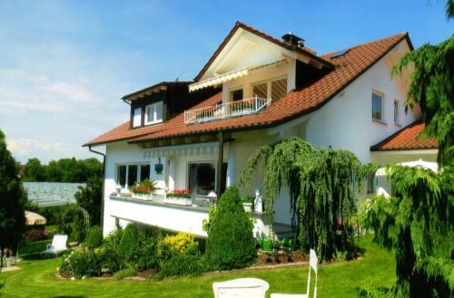 Bodensee Apartment Meckenbeuren Im Saendler