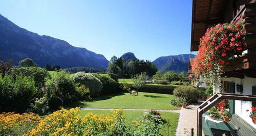 Apartamento Pension Mit Bergblick In Inzell