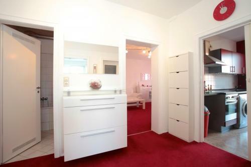 4893 Private Room 1 Person