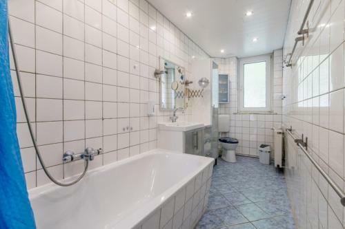 6344 Private Room 1 Person