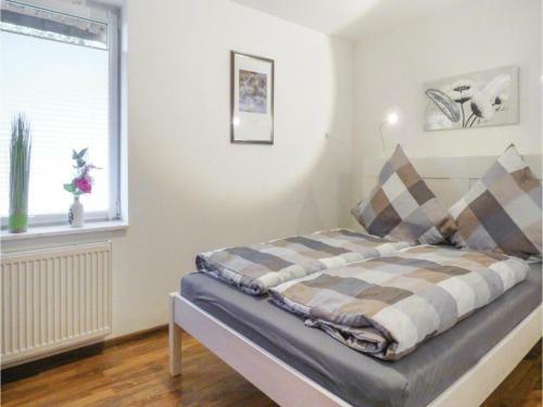 Three-bedroom Holiday Home In Hellenthal