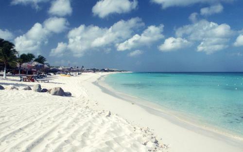 Villa Palm Beach Gem - Right By Hotel Strip, Malls And Beaches!