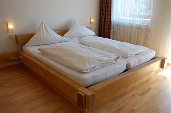 Hotel Sch�ne Aussicht Garni