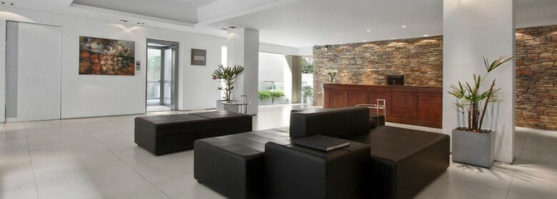 San Isidro Plaza Hotel