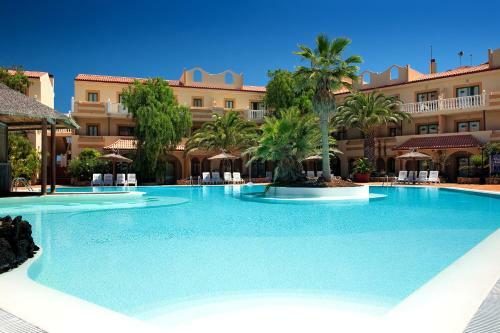Apartamentos Elba Luc�a Sport & Suite Hotel