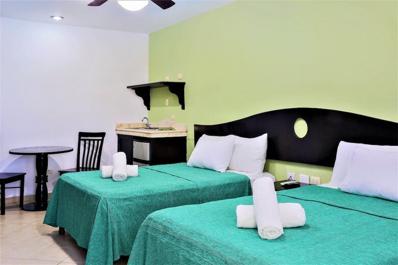 Playa Del Carmen Hotel