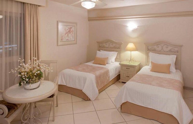 Hotel And Suites Quinta Magna