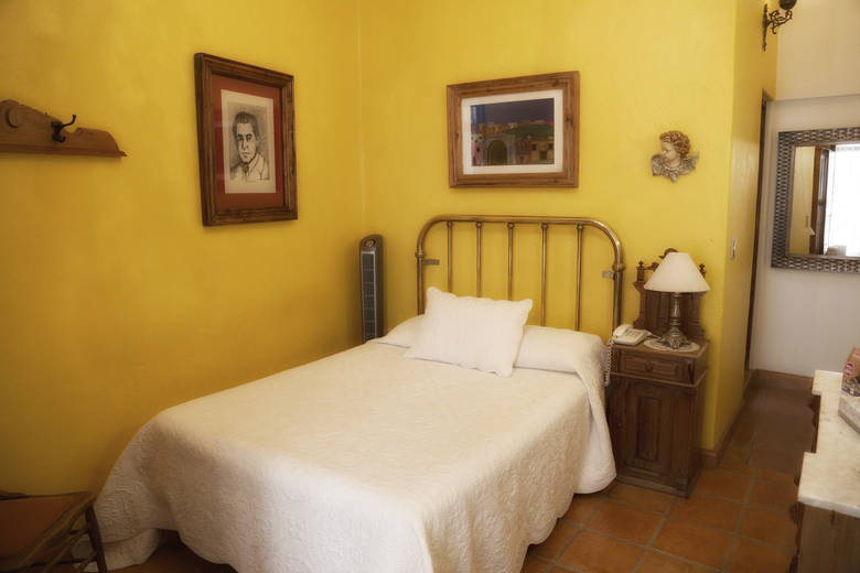 Hotel El Meson De Los Poetas