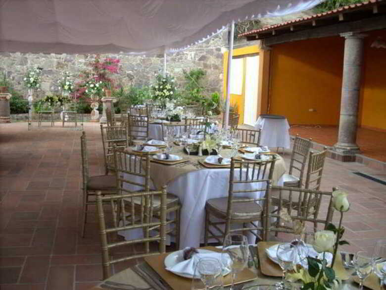Hotel El Meson De Los Poetas