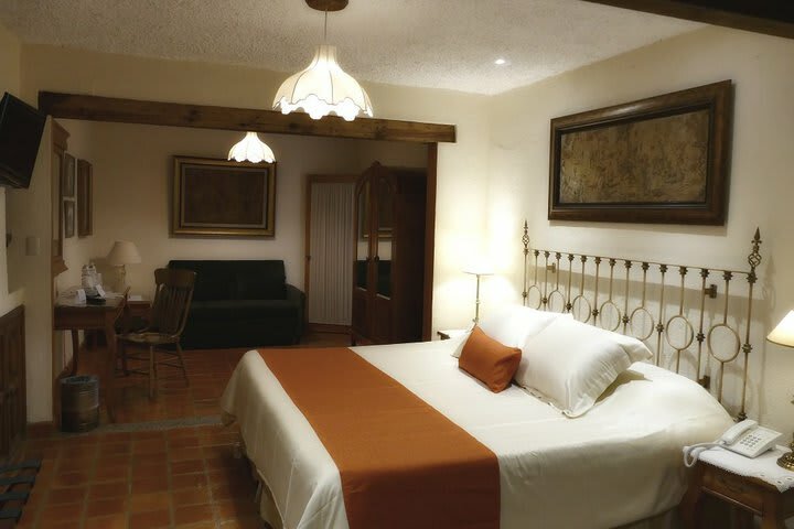 Hotel El Meson De Los Poetas