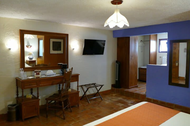 Hotel El Meson De Los Poetas