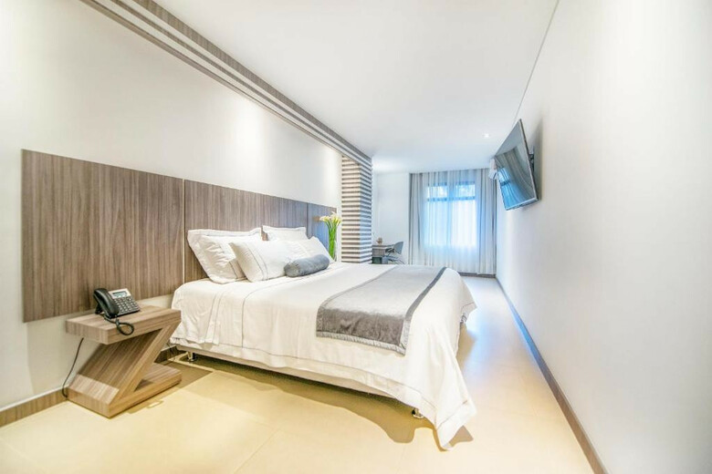 Hotel Aparta Suite Torre Poblado