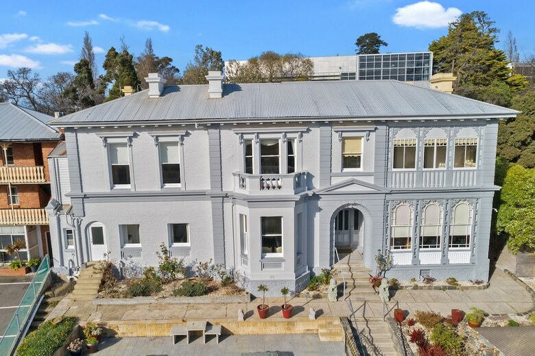 Waratah On York Bed & Breakfast