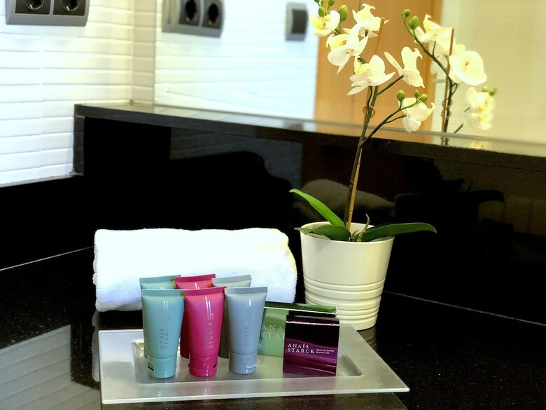 Nexus Benalmadena Suites & Apartments