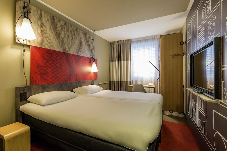 Hotel Ibis Beaune La Ferme Aux Vins