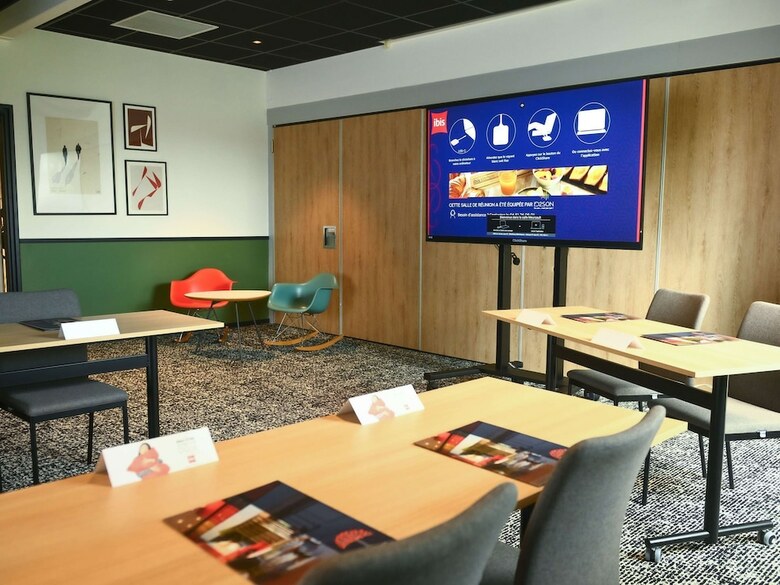 Hotel Ibis Beaune La Ferme Aux Vins