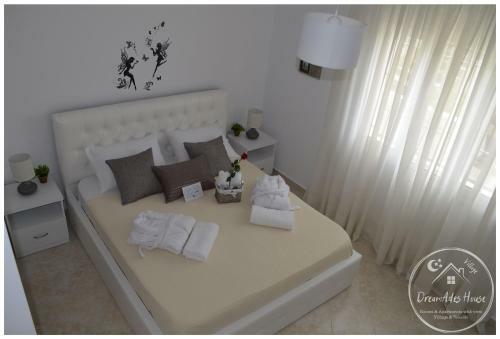 Hostal Dreamades House - Village