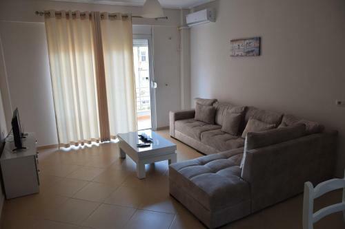 Romina's Apartments 3