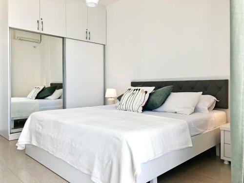 Saranda Luxury View Apartment