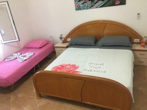 Beach Holiday House Shahaj