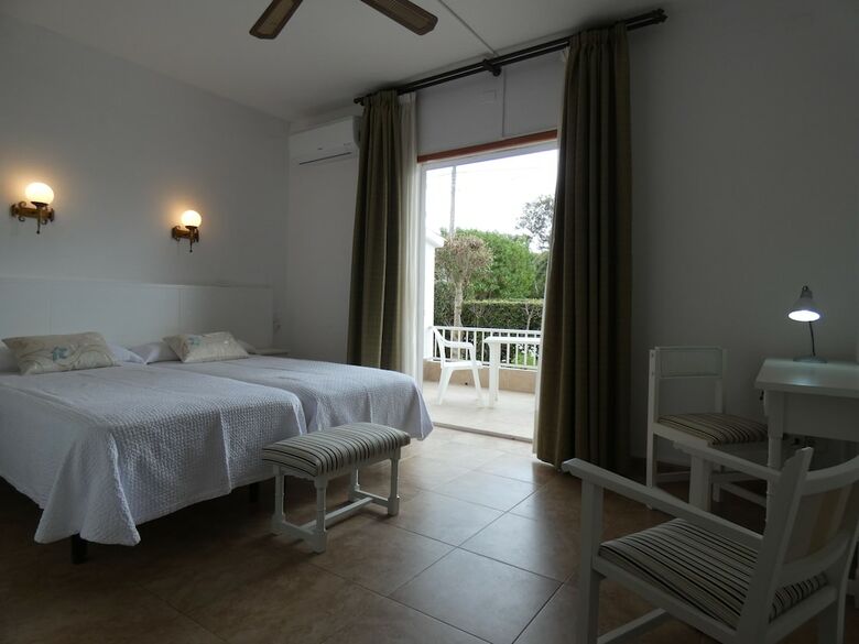 Hostal Port Fornells