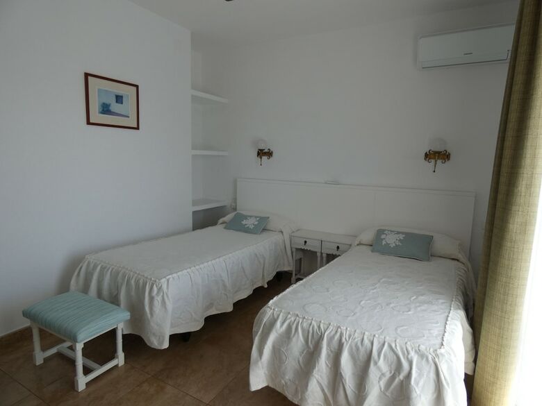 Hostal Port Fornells