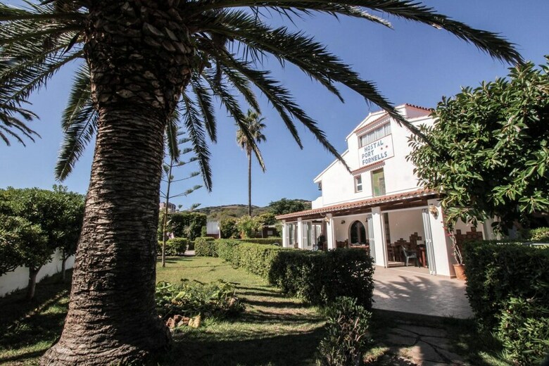 Hostal Port Fornells