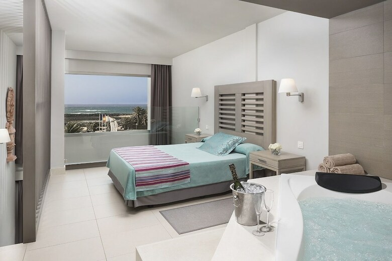 Hotel Hd Beach Resort