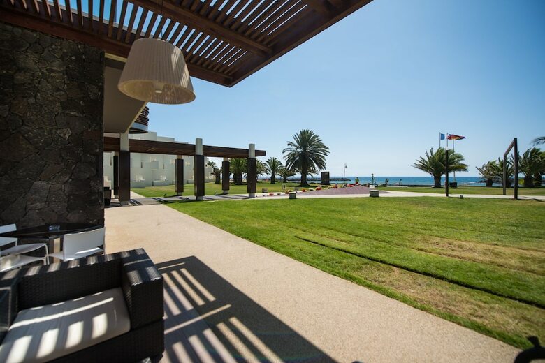 Hotel Hd Beach Resort