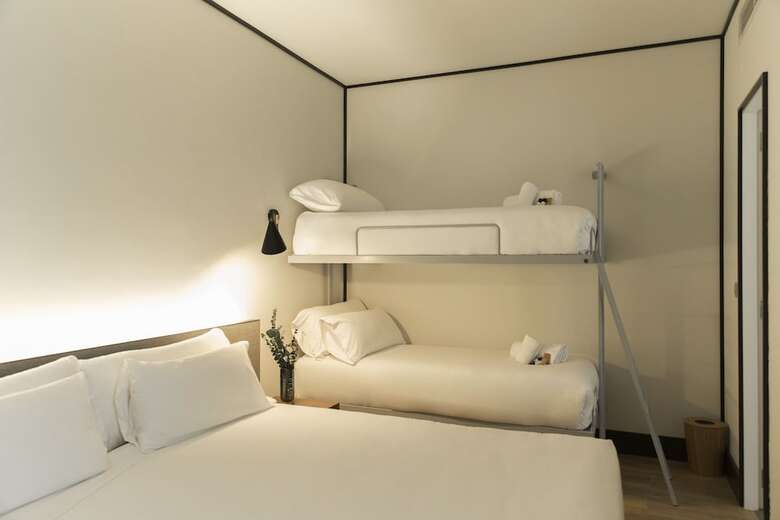 Hotel Icon Embassy