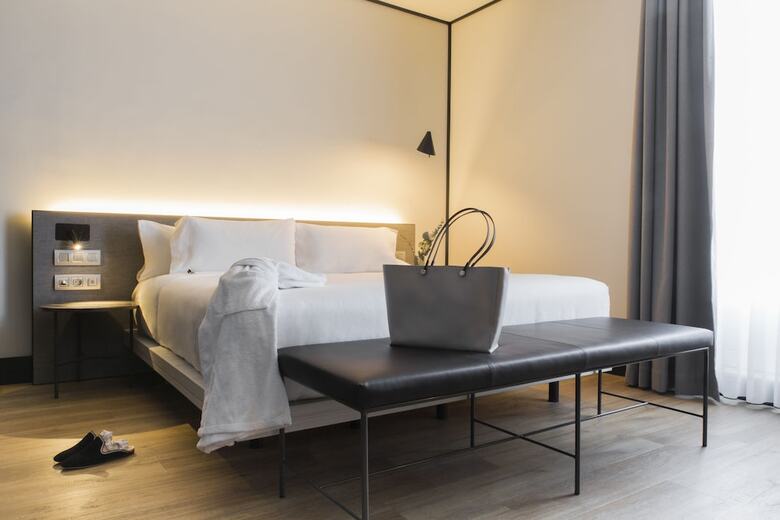 Hotel Icon Embassy