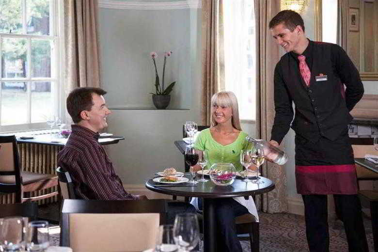 Hotel Mercure Farnham Bush