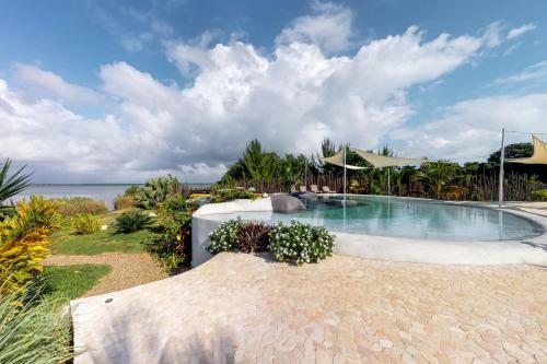 Seahorse @ Swan Villas