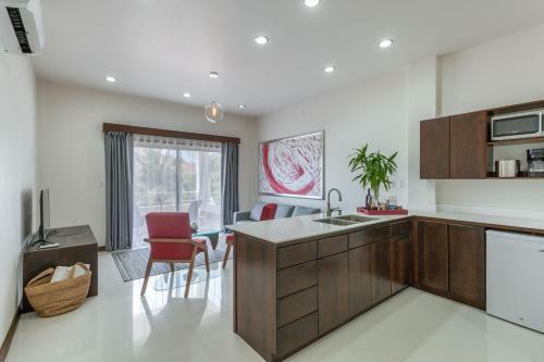 The Ellysian Boutique Hotel