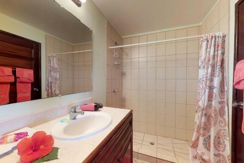 Suite F302 Mara Laguna