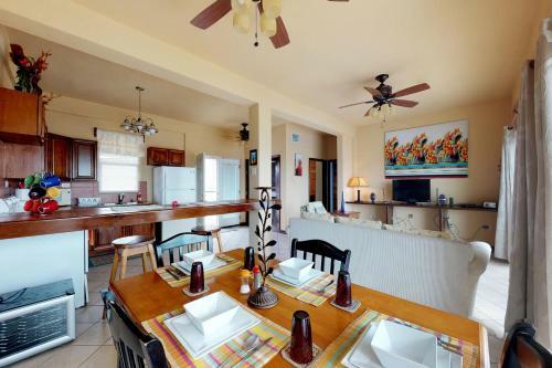 Suite F302 Mara Laguna