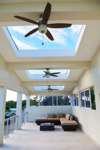 Bed & Breakfast Diamond Lodge Belize