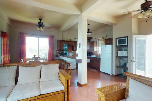 Suite H203 Mara Laguna
