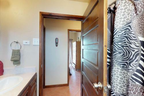 Suite H203 Mara Laguna
