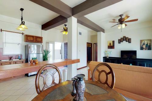 Apartamento Suite C102 @ Mara Laguna