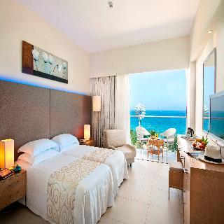 Pernera Beach Hotel