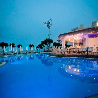 Pernera Beach Hotel