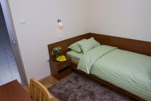 Hostal Guest House Snek