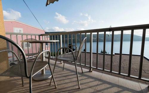 Ankica & Anamarija Apartments