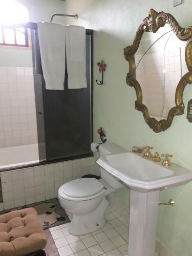 Hostal Antiqu�rio & Pousada Da Matriz