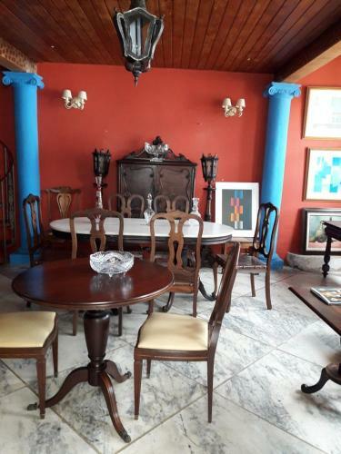Hostal Antiqu�rio & Pousada Da Matriz