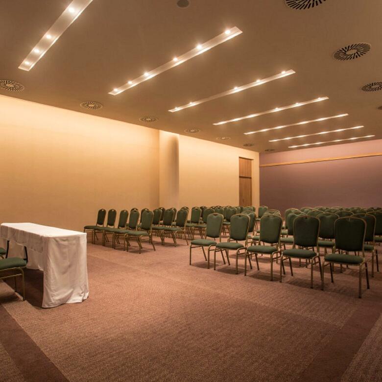Bourbon Conmebol Convention Hotel