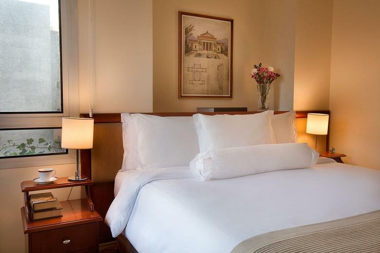 Hotel Etoile George V Jardins