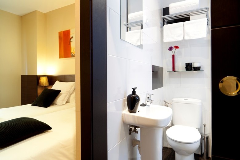 Hostal THC Tirso Molina Hostel