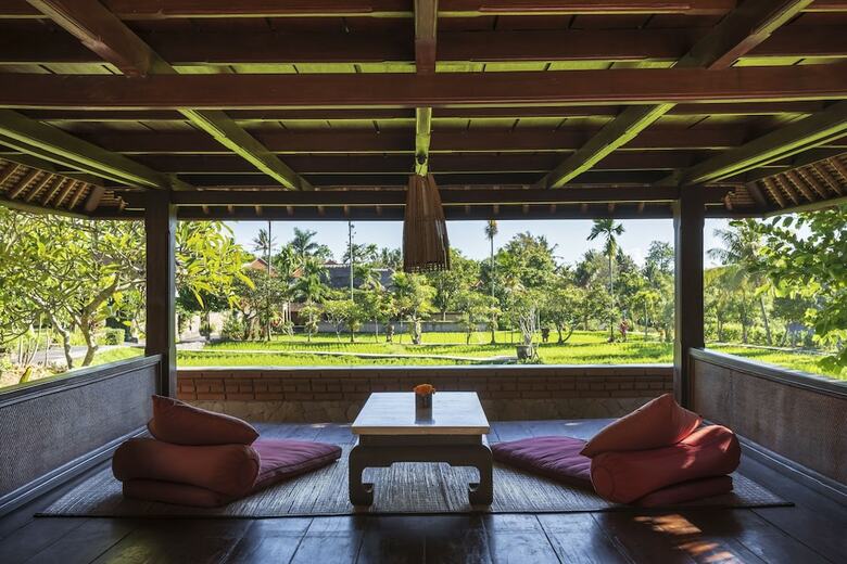 Hotel Agung Raka Bungalows